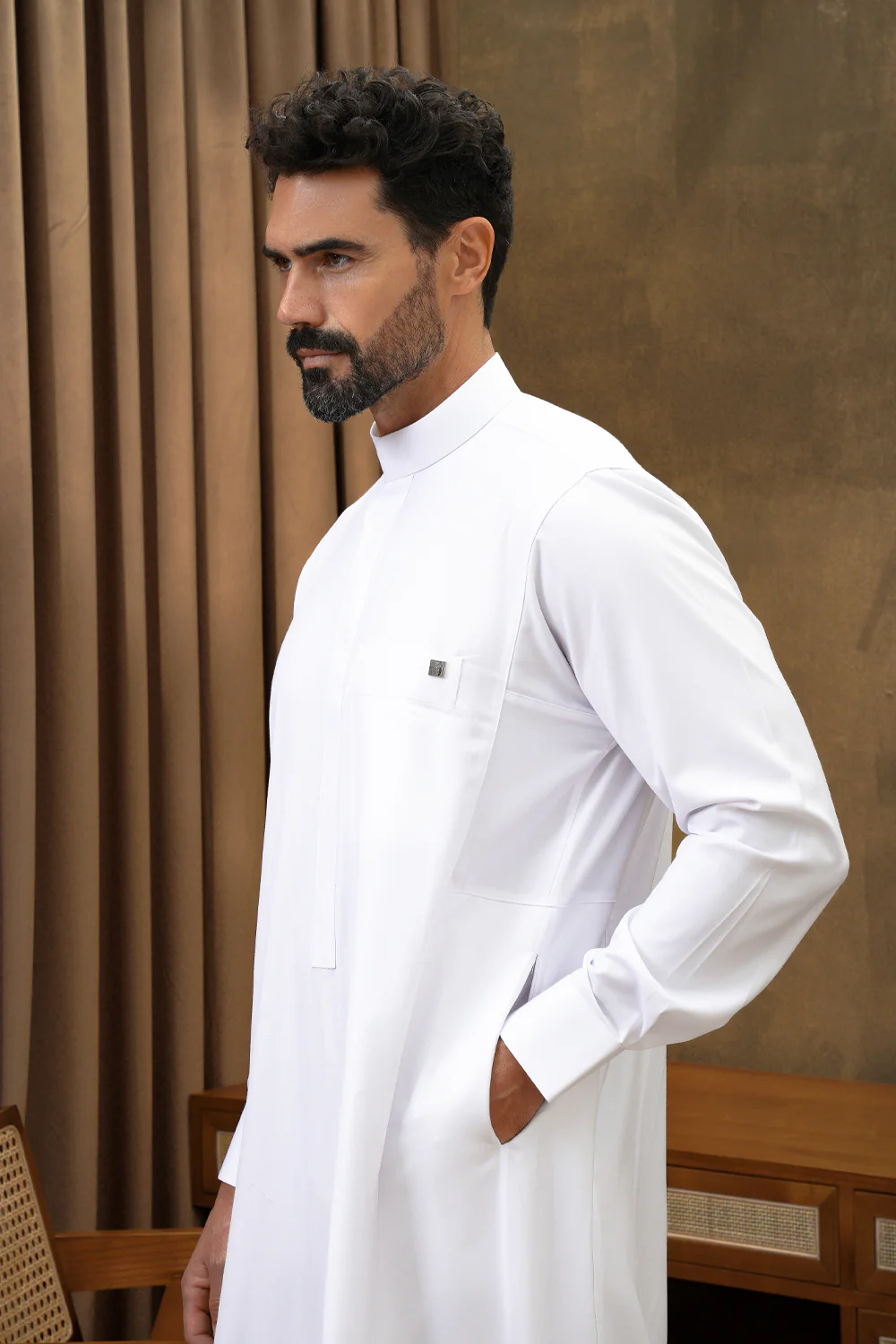 Royal White Thobe
